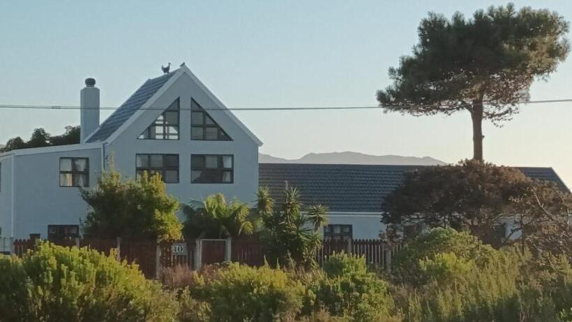 مبيت وإفطار Dutch African Breeze