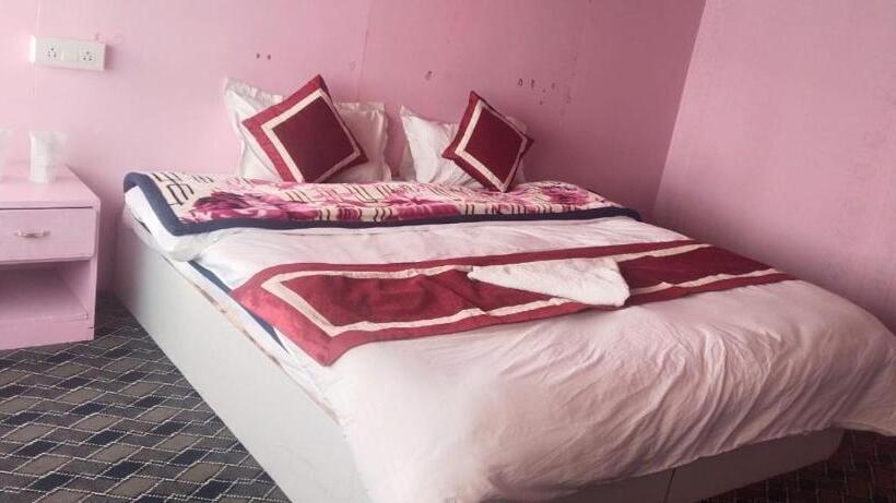 Bed and Breakfast Full Moon Cottages Pangong Ladakh By Lexstays