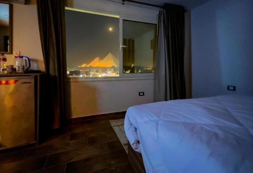 تختخواب و صبحانه Imperial Pyramids Heights View