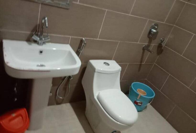 Bed and Breakfast Orie Guest House Ladakh By Lexstays