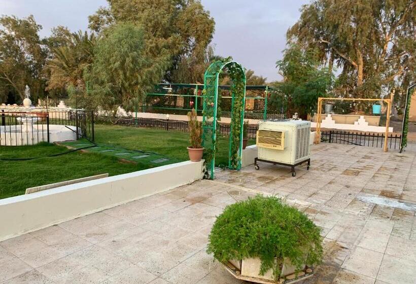 فندق شالية ومزرعة نجمة وقمر