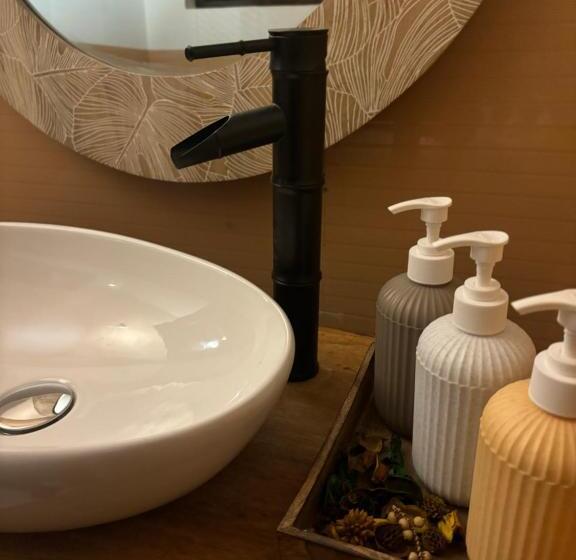 فندق Deja Vu Farmstay By Thhpsociety