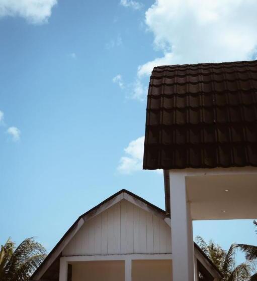 בית מלון כפרי Abhizar Bungalow