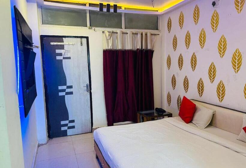 ホテル Anika By Kalonji