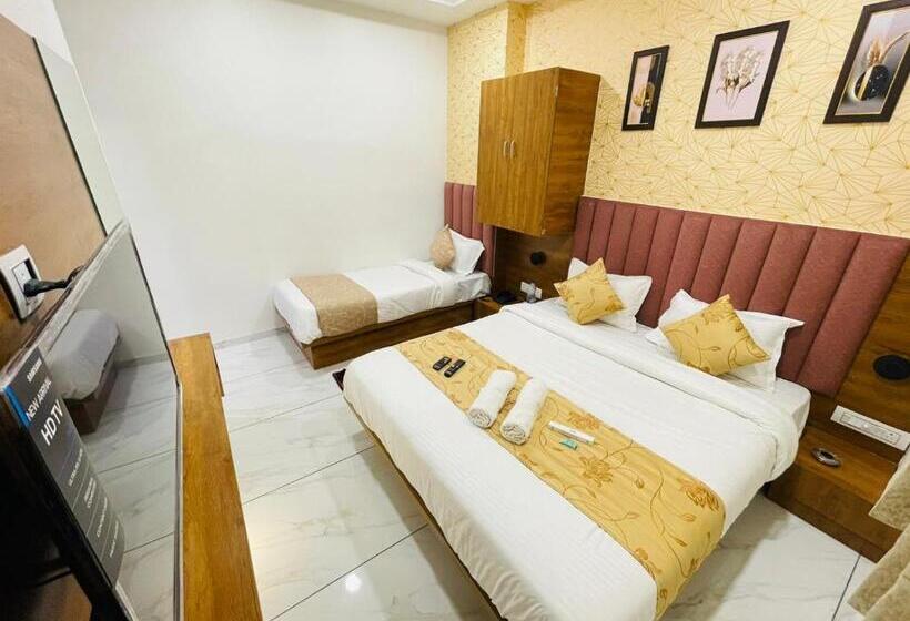 ホテル Avenue Sky