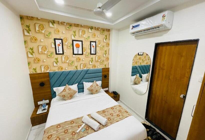 ホテル Avenue Sky