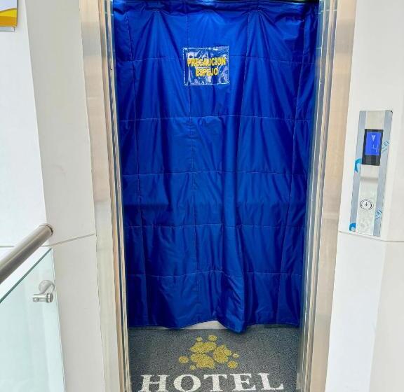 ホテル Ciudad Bendita