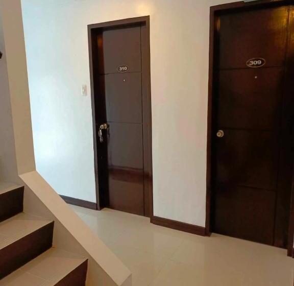 هتل Ecoland 88 Apartelle & Suite