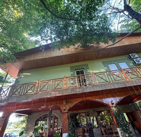 Bar Restaurant Hotel Fresku