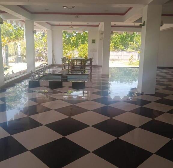 فندق Galaxy Beach