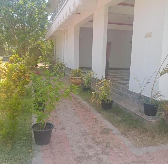 فندق Galaxy Beach