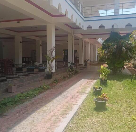 فندق Galaxy Beach