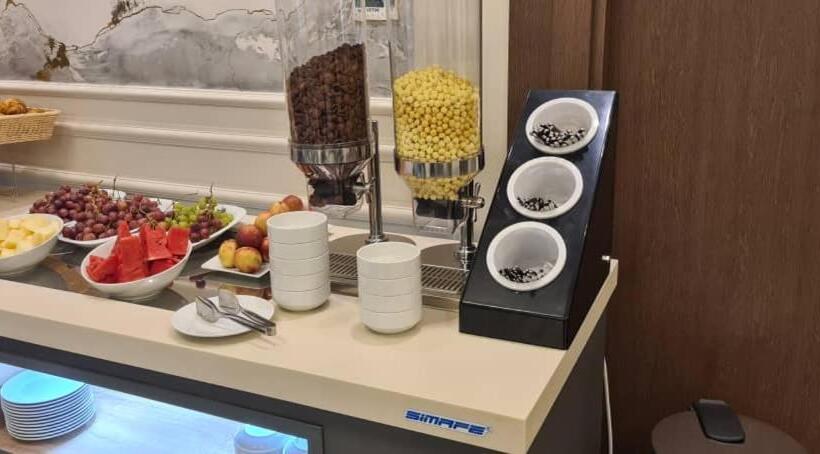 هتل Hôtel Césarée