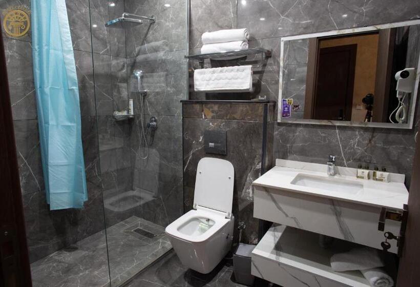 هتل Hôtel Césarée