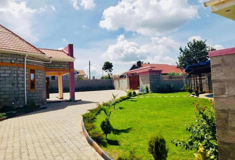 هتل Jomry Cottages