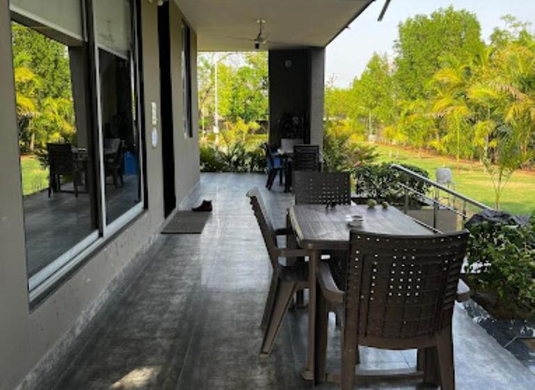 בית מלון כפרי Krushnashray Farms Ahmedabad