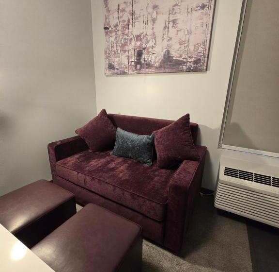 فندق My Tri Suites