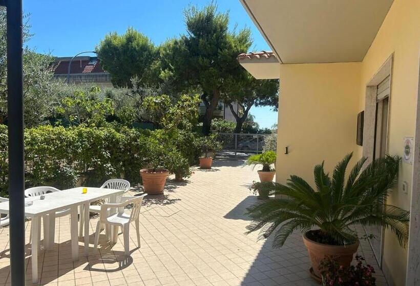 ホテル Pensione Vagnozzi