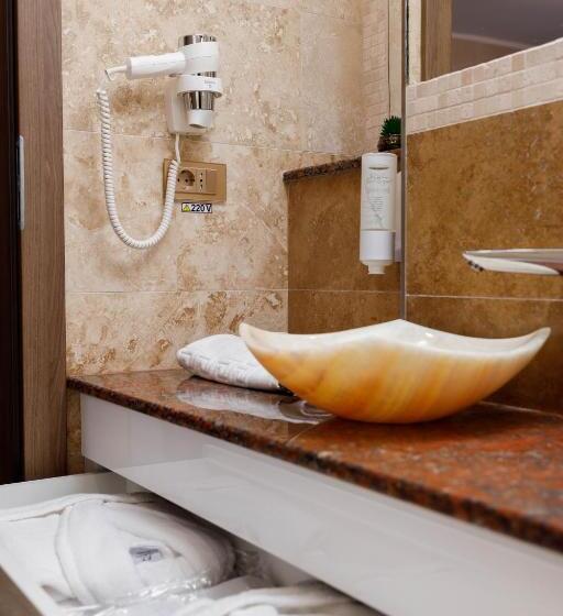 호텔 Pensiunea Natalya