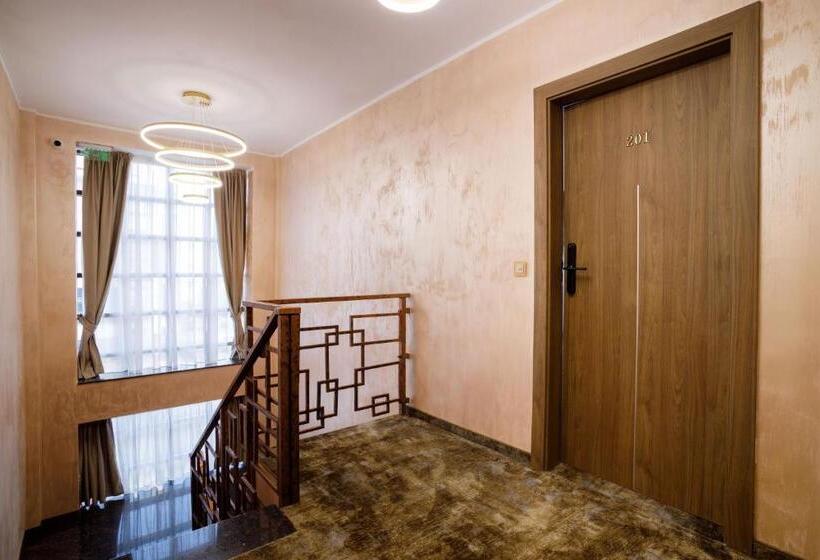 호텔 Pensiunea Natalya