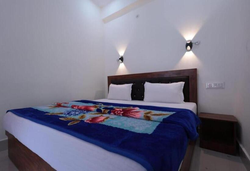 Отель Saurabh Srikot Srinagar Garhwal Uttrakhand