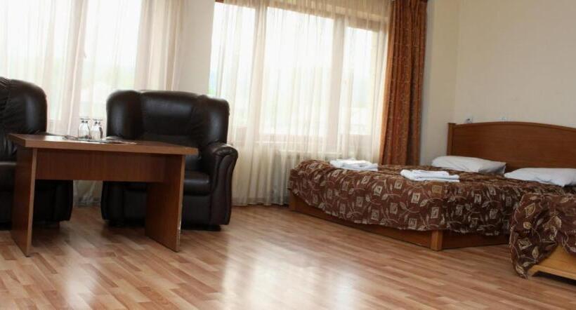 Отель Sh Resort