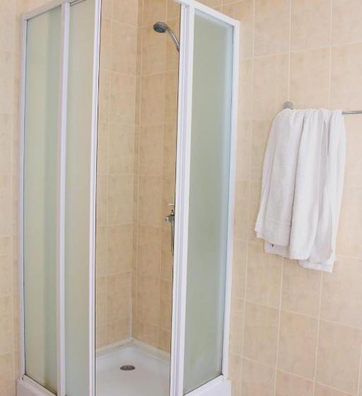 Отель Sh Resort