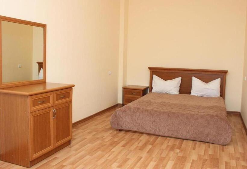 Отель Sh Resort