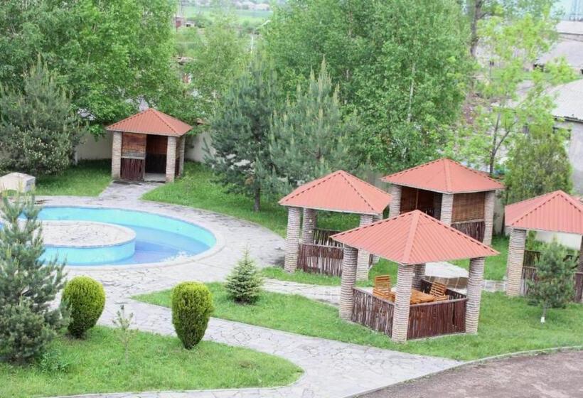Отель Sh Resort