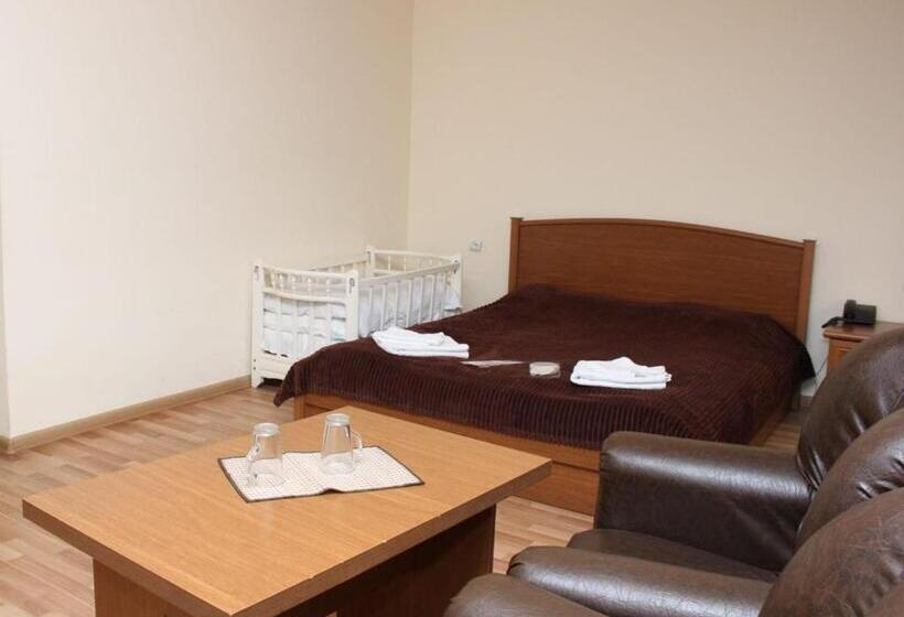 Отель Sh Resort