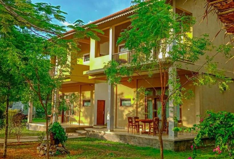 Отель Sigiri Lanka Resort