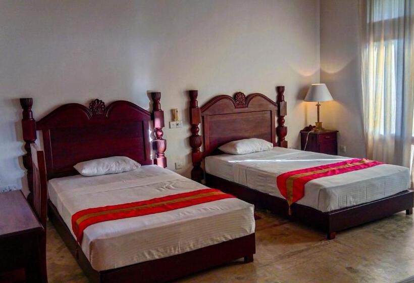 Отель Sigiri Lanka Resort