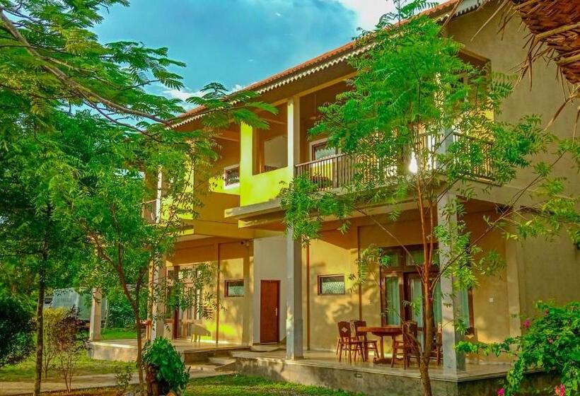 Отель Sigiri Lanka Resort