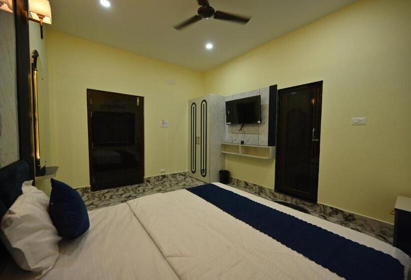 فندق The Vintage Plaza