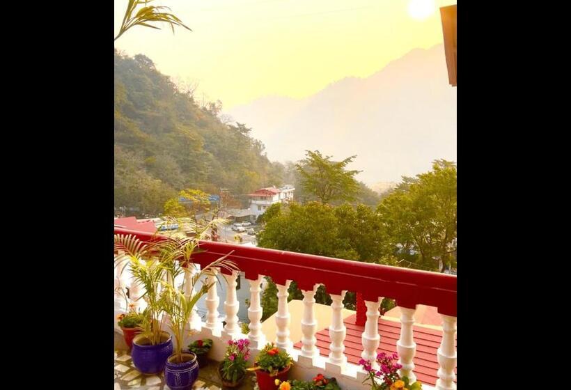 בית מלון כפרי The Vyom Villa