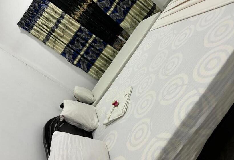 בית מלון כפרי Treatooo Lake Resort