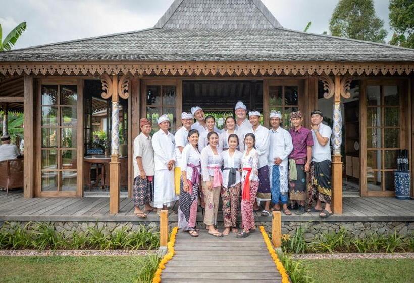 בית מלון כפרי Umah Lusa