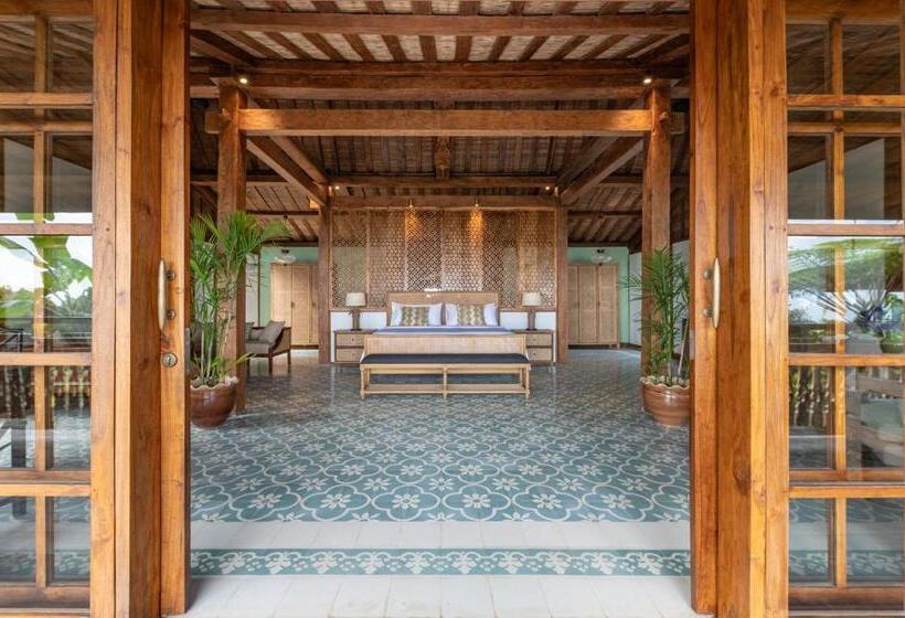 בית מלון כפרי Umah Lusa