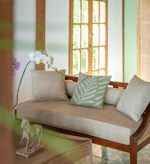 בית מלון כפרי Umah Lusa