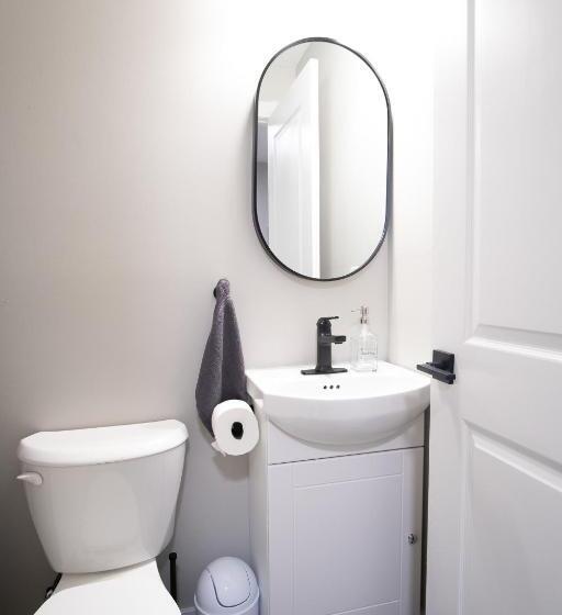 فندق على الطريق Upartments