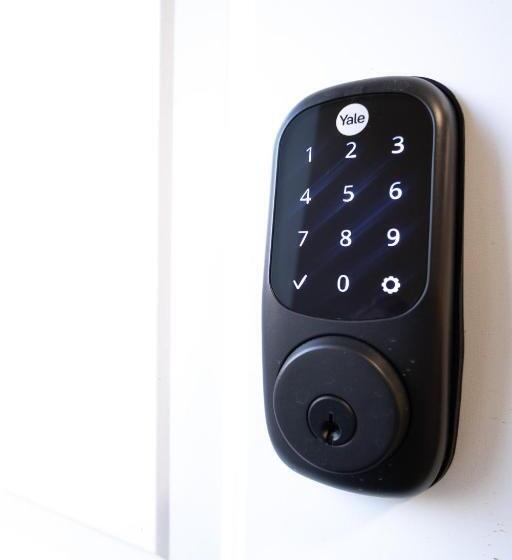 فندق على الطريق Upartments