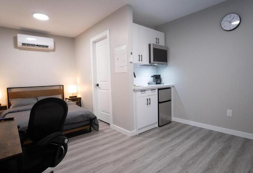 فندق على الطريق Upartments