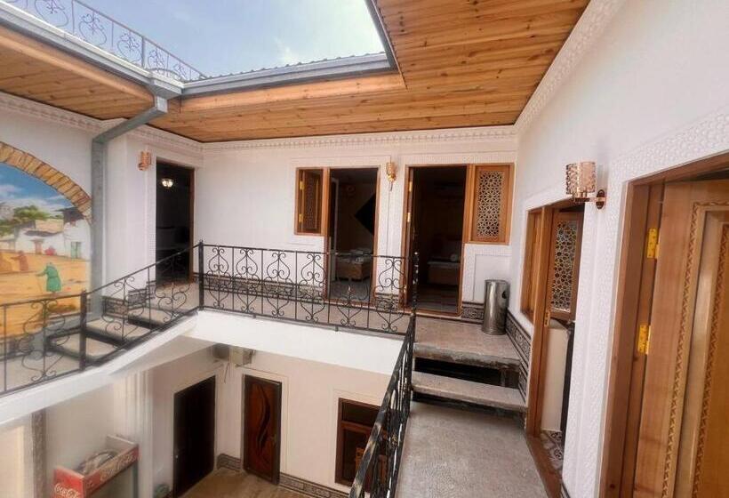 פנסיון Afsona Guest House