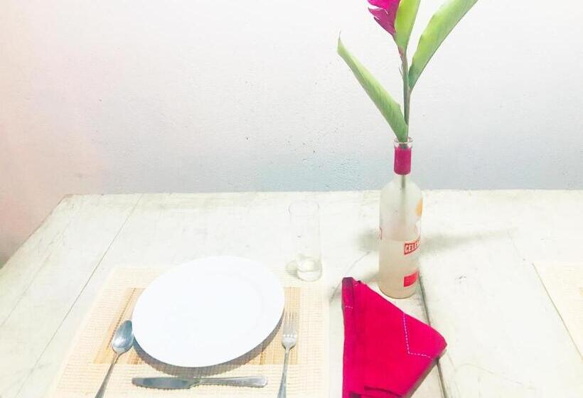 Пансион Chamara Inn