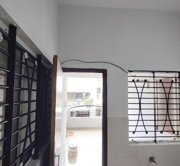 פנסיון Krishnaalay Guest House