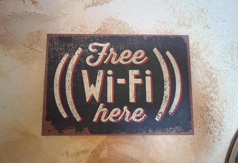 פנסיון La Porta Rossa