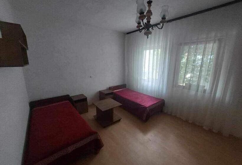 پانسیون Marjan S Apartments