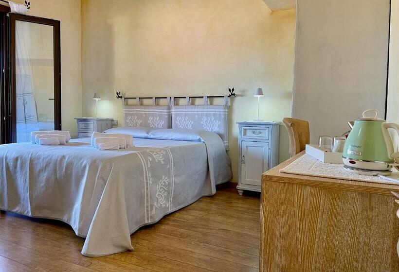 ペンション Matty & Yla   Costa Smeralda