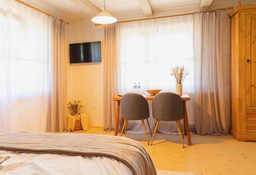 פנסיון Rustic Inn Bed And Breakfast