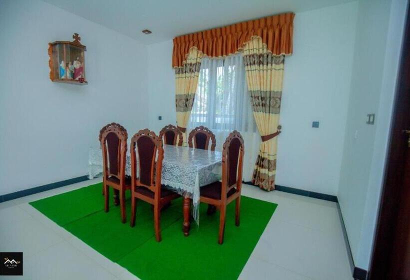 ペンション Sri Lanka Wennappuwa Villa D S R